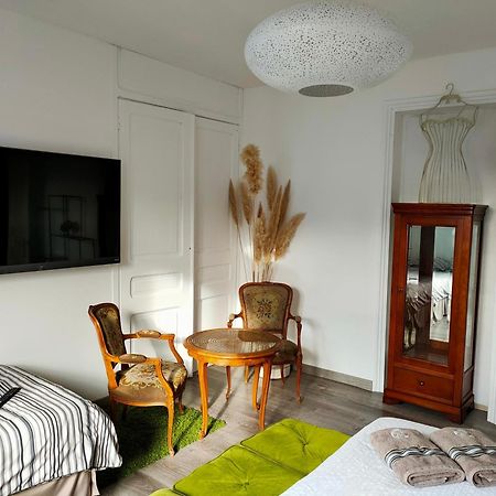 A La Villa Perroy Les Chambres Sont Spacieuses Et Les Petit-Dejeuners Offerts Dunkierka Zewnętrze zdjęcie