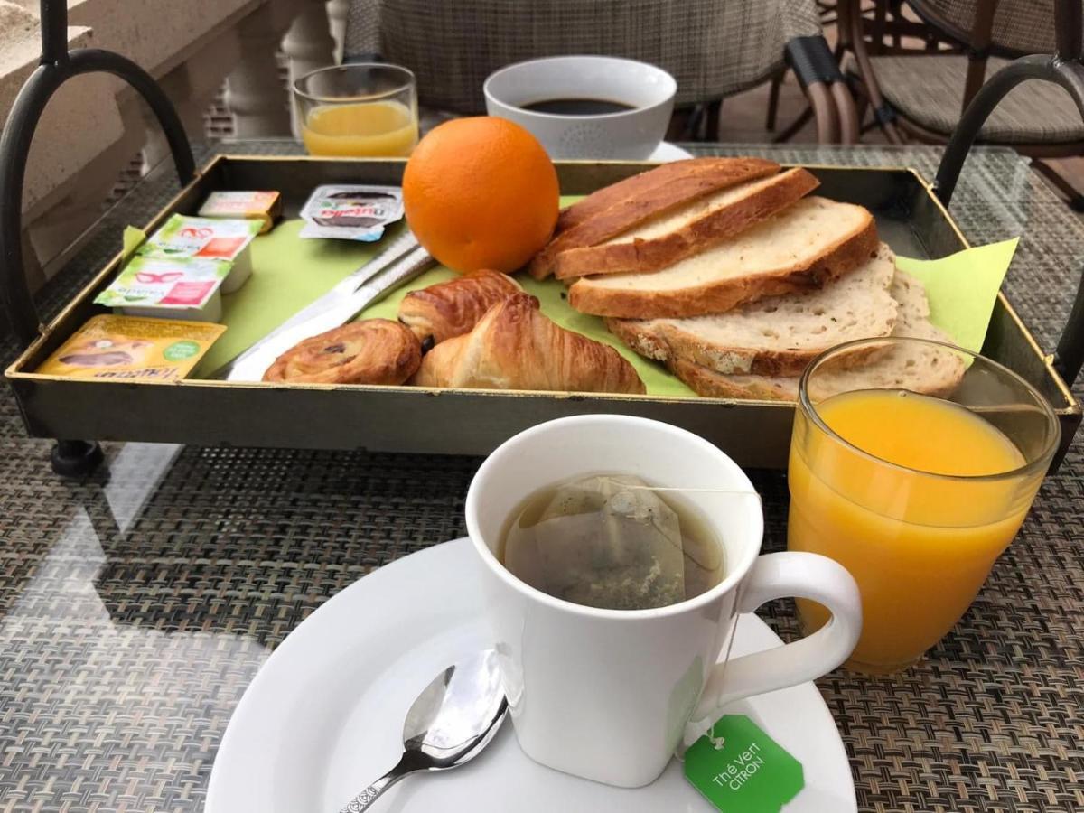A La Villa Perroy Les Chambres Sont Spacieuses Et Les Petit-Dejeuners Offerts Dunkierka Zewnętrze zdjęcie